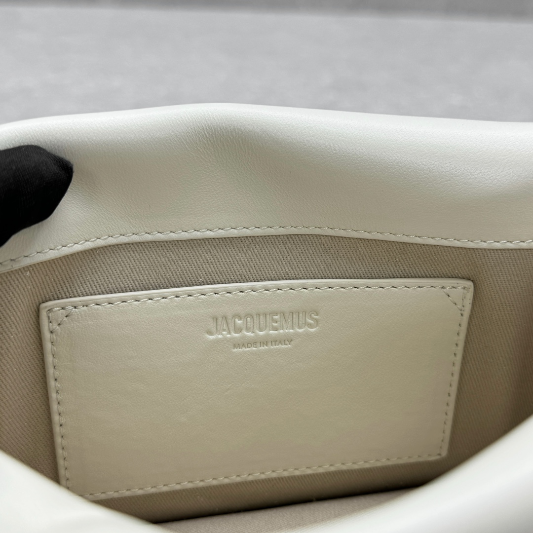 Jacquemus Satchel Bags